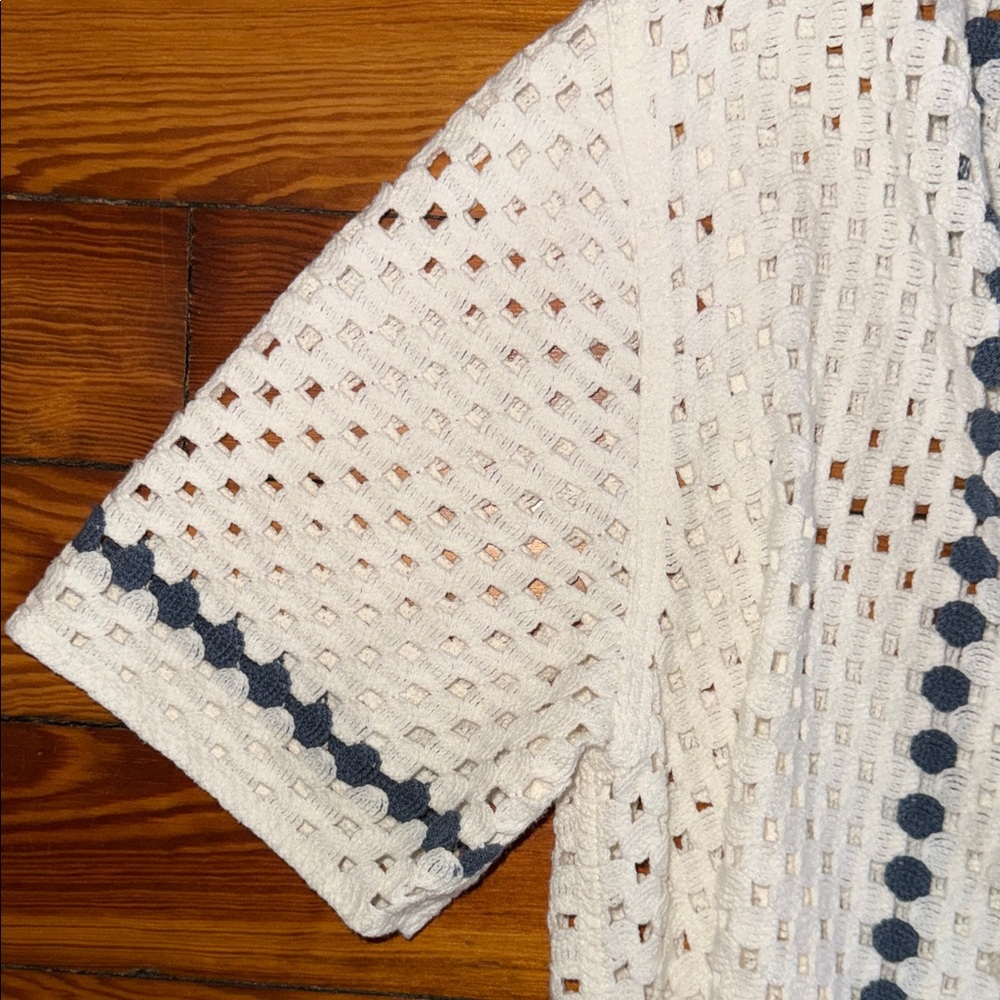 Abercrombie crochet button up - Picture 4 of 5